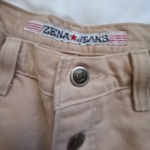 Zena Jeans - Picture 3 of 6